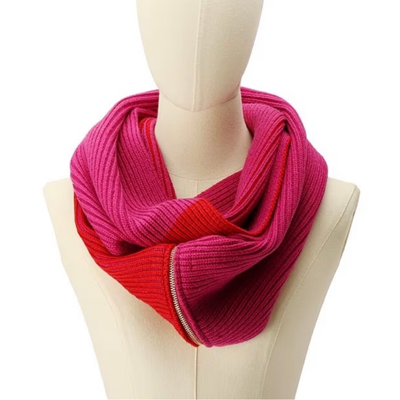 NWT Michael Kors
Plaited Fisherman Ribbed Infinity Scarf - Picture 1 of 4